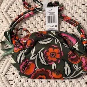 Vera Bradley NWT! ($60) Adorable Olive Floral “Blake” Crossbody